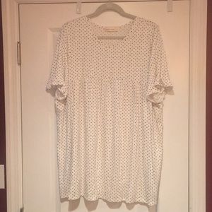 Polka dot ruffle sleeve T-shirt
